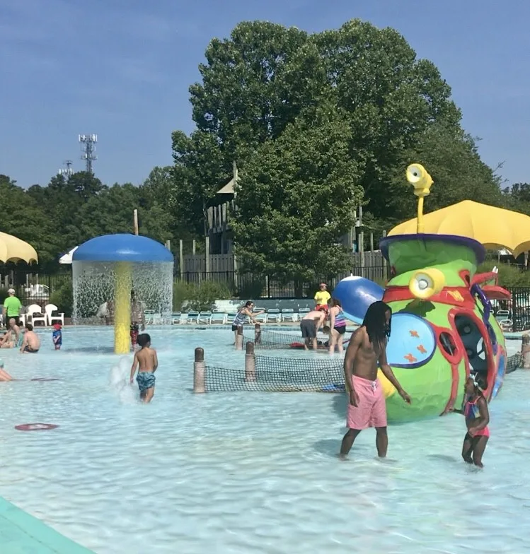 Kids five years old or younger get free admission to Wet'n'Wild on